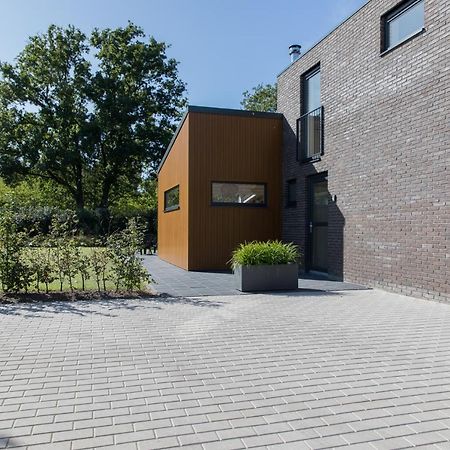 Vakantiehuis Eikzicht Gelegen Aan Het Bos Elsloo  Exterior foto