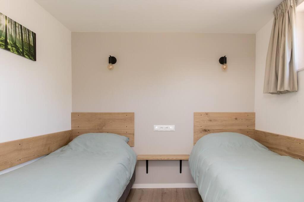 Vakantiehuis Eikzicht Gelegen Aan Het Bos Elsloo  Exterior foto